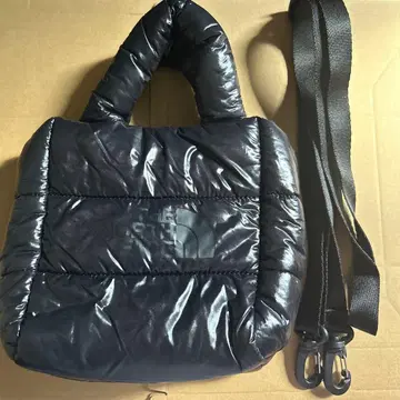 THE NORTH FACE PLUMPY 블랙 숄더백