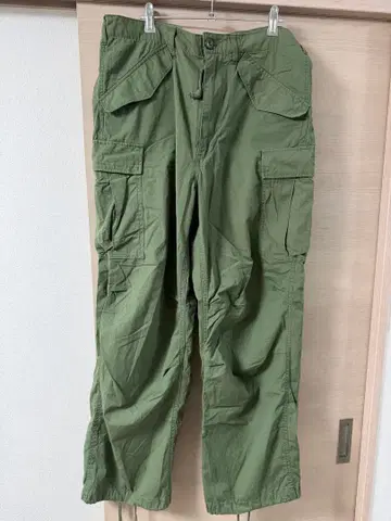 AVIREX 카고 팬츠 카키색