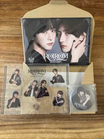 ROIROM 달력 블랙 (트레이딩 카드 없음)