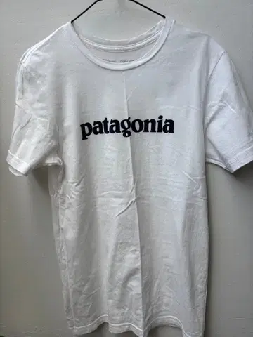patagonia 화이트 T셔츠 XS