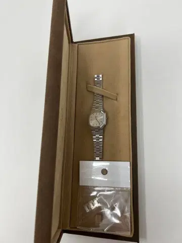 세이코 크레도르 8420-5010 여성용 모델