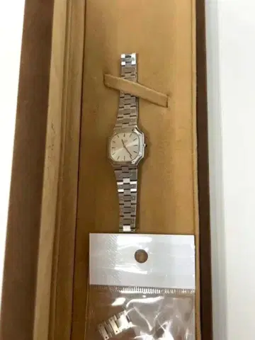 세이코 크레도르 8420-5010 여성용 모델