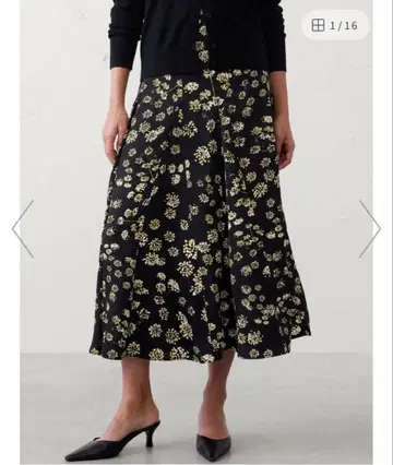 (W)BANANA REPUBLIC 고데트 트윌 미디 스커트 8호