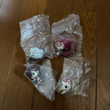 단다단 가챠가챠 4체 세트