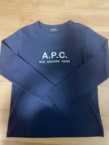 아페쎄 긴팔 T셔츠