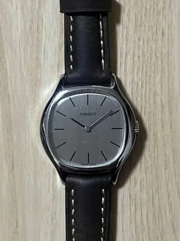 [ 빈티지 ] TISSOT 수동 와인딩 손목시계 실버 다이얼 스위스산