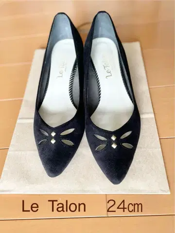 Le Talon 루탈론 24cm 포인트 펌프스 블랙 와이드 힐