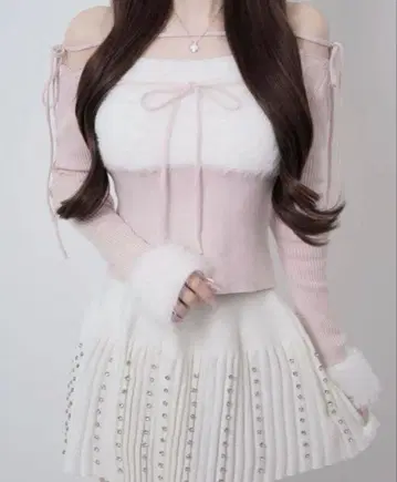 루미뇽 Lumignon 리본 버스트 플러피 탑스