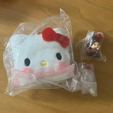 [ 미개봉 새상품 ] 몽치치 헬로키티 콜라보 메지루시 액세서리 기타