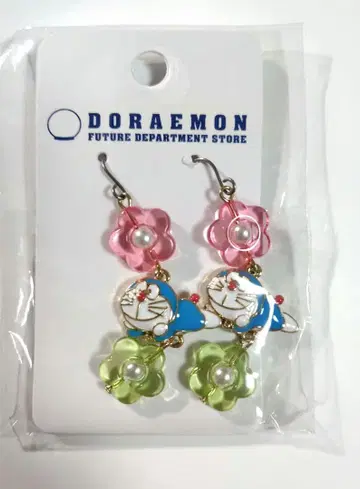 새상품 미개봉 도라에몽 미래 백화점 꽃 귀걸이