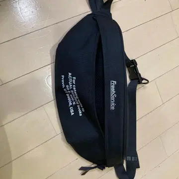 FreshService actualsource 콜라보 허리 백