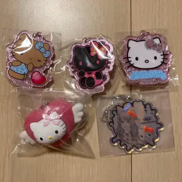 헬로키티 가챠가챠 키링