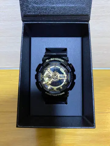 G-SHOCK 블랙/골드
