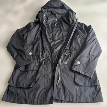 Aquascutum 후드 부착 마운틴 파카