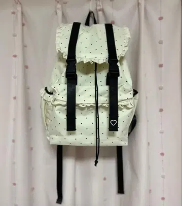 SWIMMER 도트 무늬 화이트 백팩