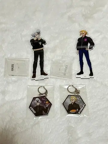 Dr.STONE 스탠리 제노 아크릴 스탠드 플라이트 로손100