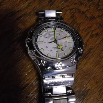 Swatch 아날로그 손목시계 실버