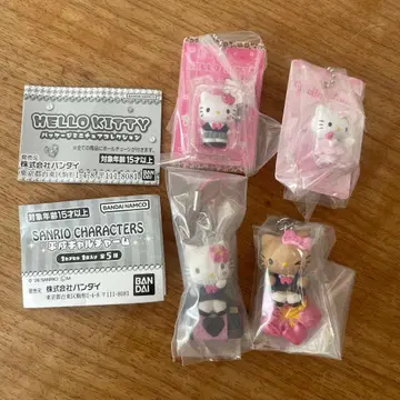 [ 4개 ] 헬로키티 패키지 미니어처 컬렉션 헤이세이 갸루 참 가챠