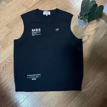 MASTER BUNNY EDITION 슬리브리스 베스트 사이즈 5