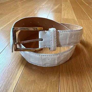 around the shoes 크로커다일 벨트