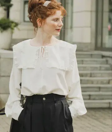 볼륨 슬리브 2way 프릴 빅 칼라 블라우스