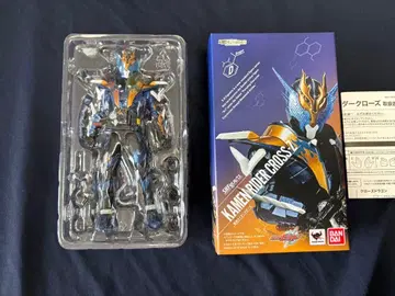 Shfiguarts 피규아트 가면라이더 크로즈