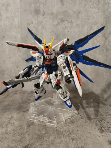 MGSD 스트라이크 프리덤 건담 완성품