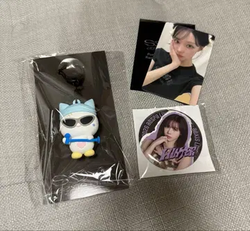 aespa 윈터 6000엔 트레이딩 카드 캔뱃지 러버 키링