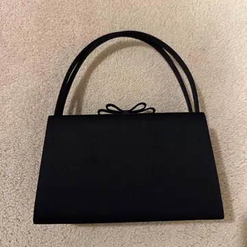 유미 카츠라 리본 포함 블랙 포멀 백