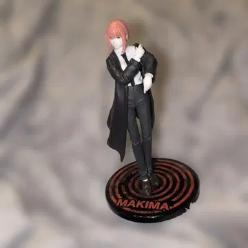 MAKIMA 피규어 블랙 수트