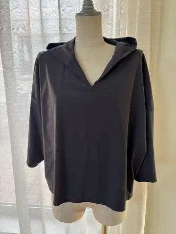 mizuiro ind 후드 부착 다크 그레이 반소매 티셔츠