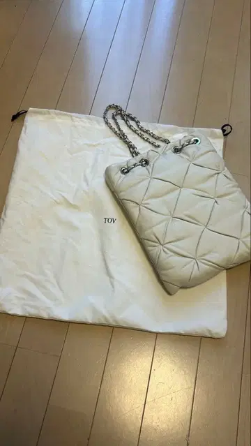 TOV KNOB DRST LEATHER 화이트