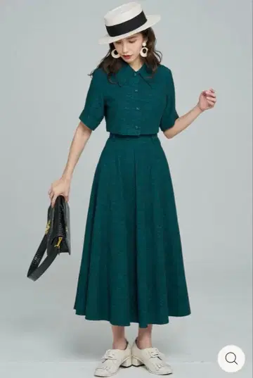 TNEWTIES [기린에게 빵을 먹여줘] 클래시컬 패턴 스커트 블라우스