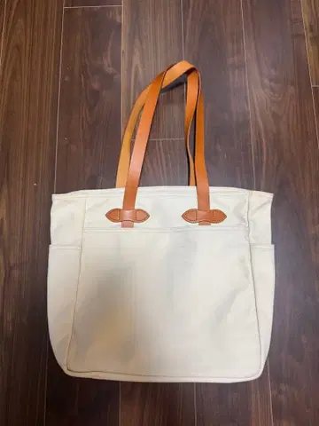 Filson 화이트 토트백