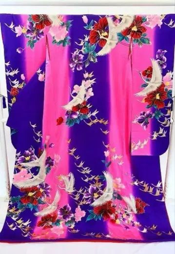 이 hiki후리소데 보라색과 핑크색 학과 꽃 자수