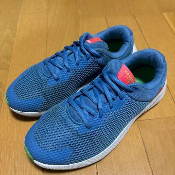 언더아머 파랑 러닝화