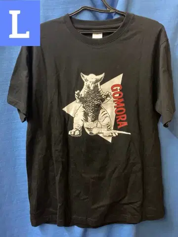 [ 새상품급 ] 울트라 괴수 울트라맨 GOMORA 그래픽 T셔츠 블랙