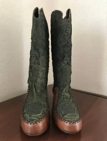 츠모리치사토 / 부츠