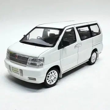 아오시마 1/24 닛산 엘르 그랜드 프라모델 완성품