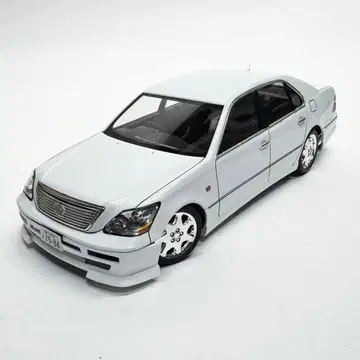 아오시마 1/24 도요타 셀시오 30 후기 완성품