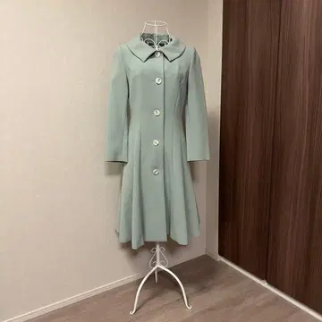 FOXEY NEW YORK 폭시 라이트 그린 코트