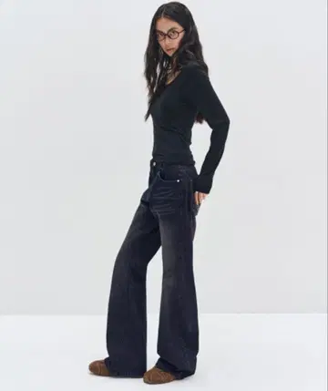 시그니처 로우라이즈 세미 플레어 청바지 DCWPT003 블랙 핑크