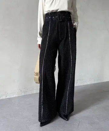 [미사용 새상품] Thevon 벨트 포함 자카드 데님 블랙 M