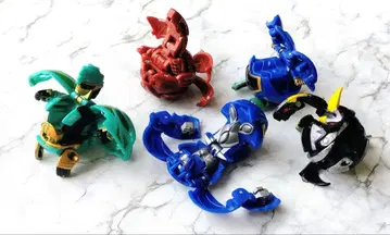 바쿠간 5개 묶음 판매 (블랙과 파랑은 정크제품) 세가