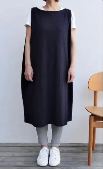 mizuiroind 미즈이로 인드 네이비 슬리브리스 원피스