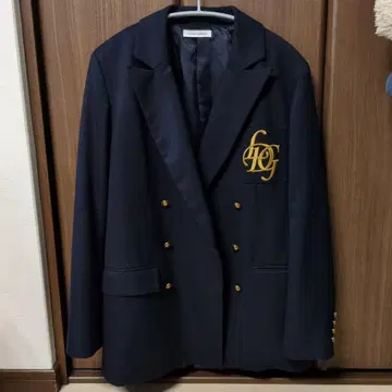 LOUNGEDRESS 네이비 테일러드 자켓