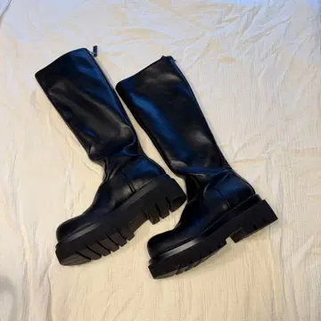 LAGUA GEM 블랙 가죽 롱 부츠