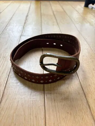 천연 가죽 스터드 벨트 피라미드 빈티지 y2k 스트릿 구제 의류