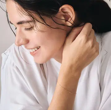 [미사용 새상품 상자 종이 봉투 포함] Aget K10 팔찌