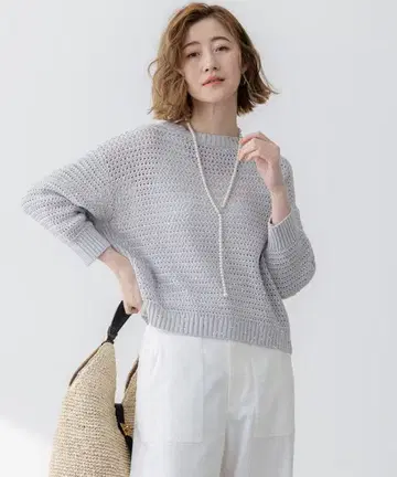 23구 [세탁 가능] 스팽글 보트넥 니트